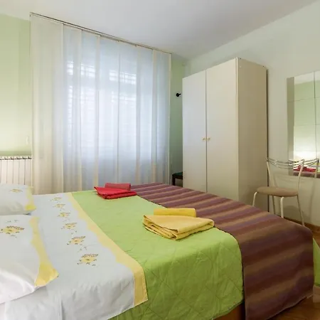Lucio 399 Poreč