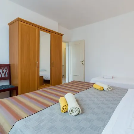 Lucio 399 3* Porec